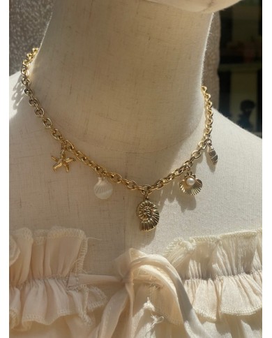 COLLIER WINA